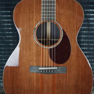 Huss & Dalton OM Custom Redwood Top / Indian Rosewood Back & Sides