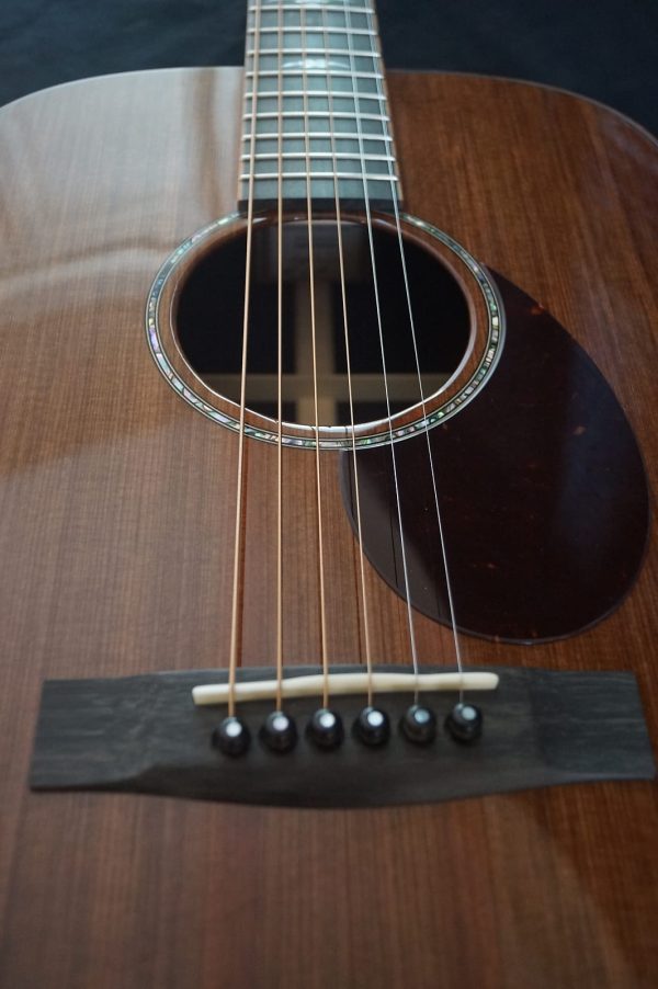 Huss & Dalton OM Custom Redwood Top / Indian Rosewood Back & Sides - Image 14