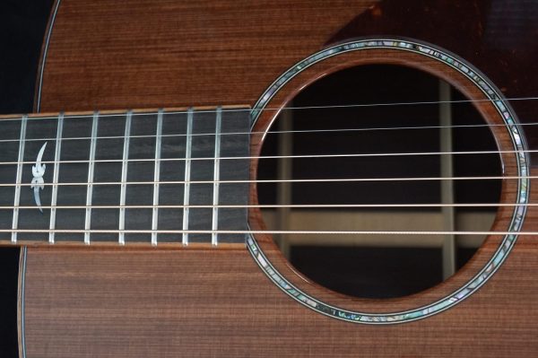 Huss & Dalton OM Custom Redwood Top / Indian Rosewood Back & Sides - Image 16