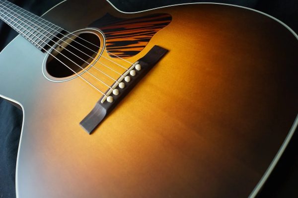 Brand New Iris Guitar Company OOO RCM 12 Fret Slot Head Burst Sitka Spruce / Mahogany 1-3/4" Nut - Image 12