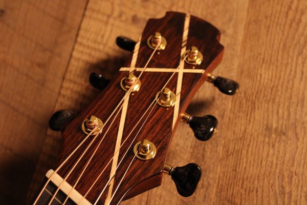 Hozen #16 Blue Label SJ Sitka Spruce/Mexican Cocobolo - Image 8