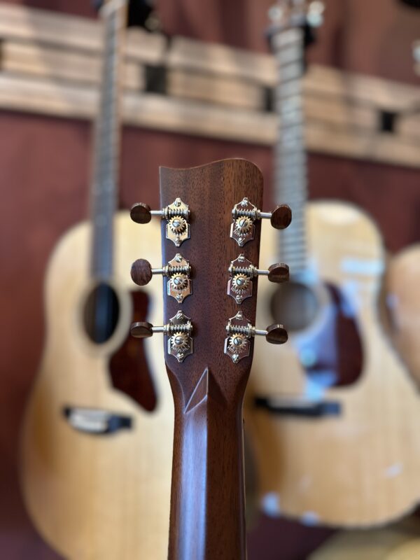Gallagher Short Scale Gc-60 Red Cedar/Indian Rosewood - Image 8
