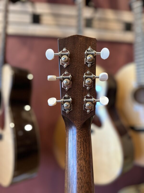 Bourgeois L-DB 12 Fret Torrefied Adirondack/Sinker Mahogany - Image 11