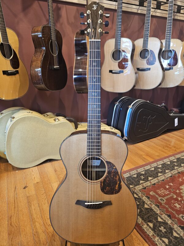 Brand New Furch Rainbow OM-TL Aged Spruce/Claro Walnut