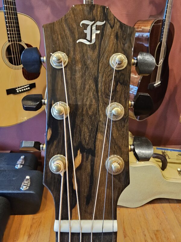 Brand New Furch Rainbow OM-TL Aged Spruce/Claro Walnut - Image 2